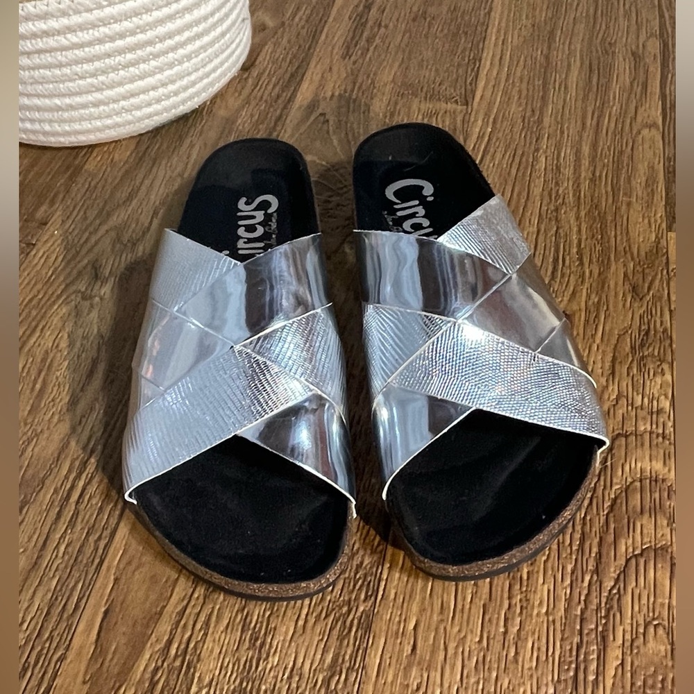 Circus by Sam Edelman Metallic Silver Slides